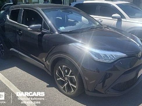 Used 2020 Toyota C-HR XLE FWD image 1
