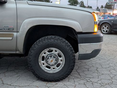 Used 2003 Chevrolet Silverado 2500 LT image 10