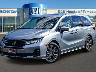 New 2025 Honda Odyssey Touring