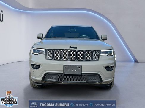 Used 2020 Jeep Grand Cherokee Altitude AWD/4WD image 8