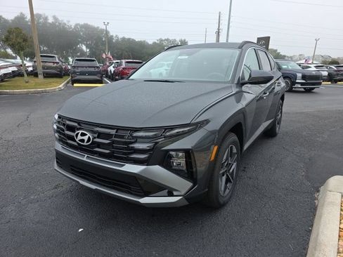 Used 2026 Hyundai Tucson SEL FWD image 2