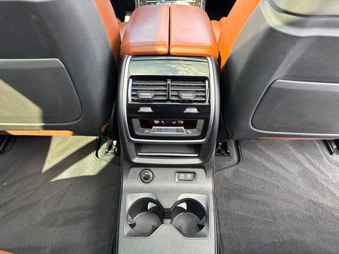 Used 2020 BMW X7 xDrive40i w/ Premium Package AWD/4WD image 28
