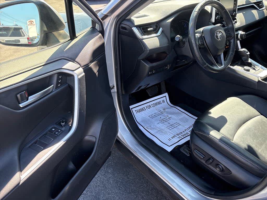 Used 2019 Toyota RAV4 Limited AWD/4WD image 20