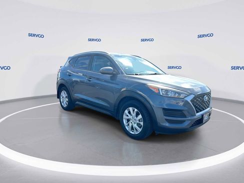 Used 2019 Hyundai Tucson Value FWD image 2