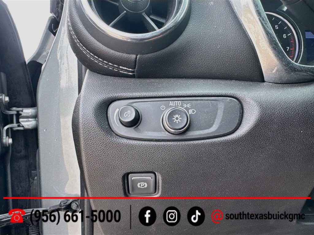 Used 2024 Chevrolet Blazer LT w/ Convenience Package FWD image 19