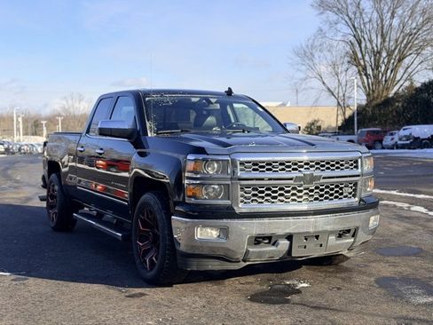 Used 2015 Chevrolet Silverado 1500 LTZ image 2