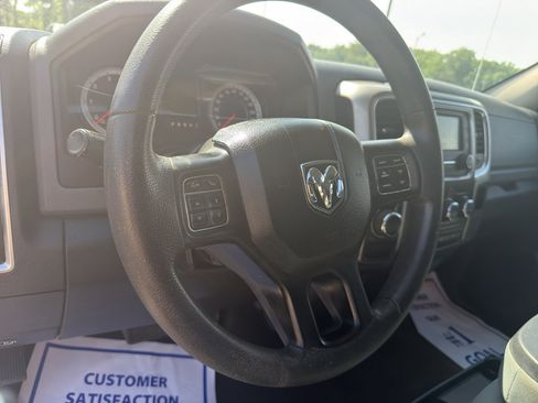 Used 2013 RAM 1500 Classic SLT w/ Remote Start & Security Group RWD image 10