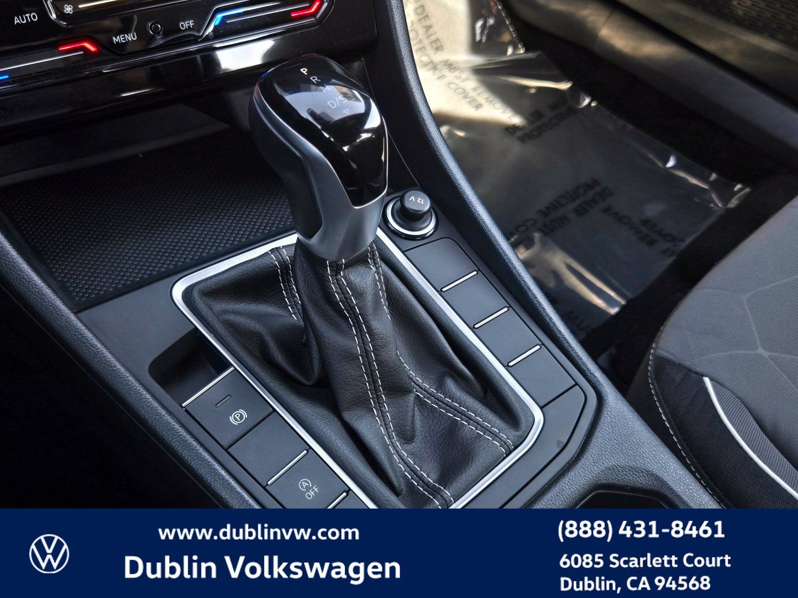 Certified 2025 Volkswagen Jetta Sport FWD image 16