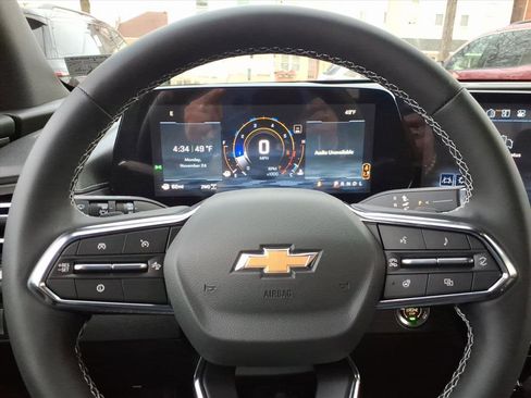 New 2026 Chevrolet Traverse LT w/ Driver Confidence Package image 12