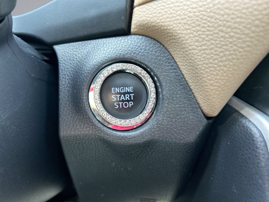 Used 2024 Toyota RAV4 XLE w/ Convenience Package FWD image 18