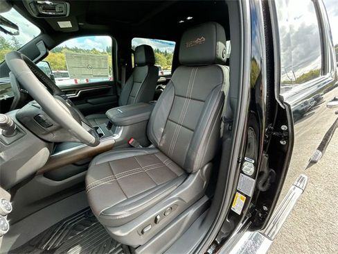 New 2025 Chevrolet Silverado 3500 High Country w/ Technology Package image 20