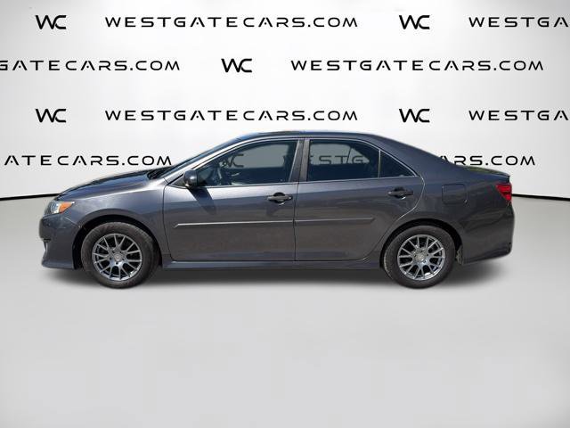 Used 2014 Toyota Camry SE FWD image 11