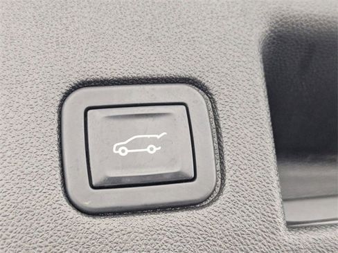 Used 2019 Chevrolet Equinox LT image 59