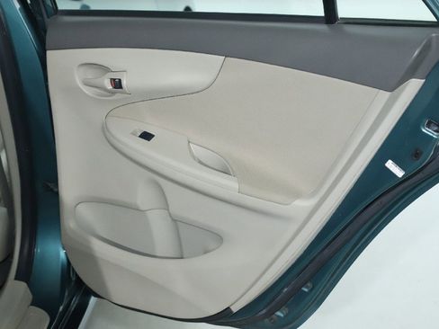 Used 2009 Toyota Corolla LE image 27