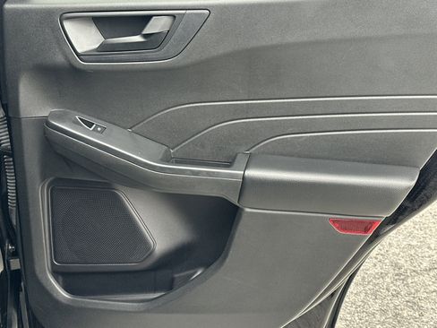 Used 2024 Ford Escape Active image 16