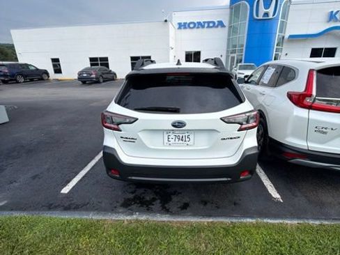 Used 2023 Subaru Outback Onyx Edition AWD/4WD image 5