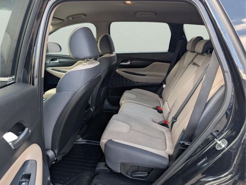Used 2020 Hyundai Santa Fe SE image 32