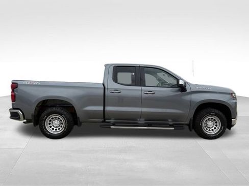 Used 2019 Chevrolet Silverado 1500 LT w/ Convenience Package AWD/4WD image 19