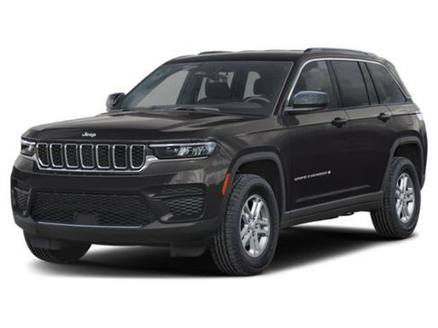 Used 2025 Jeep Grand Cherokee Altitude AWD/4WD image 1