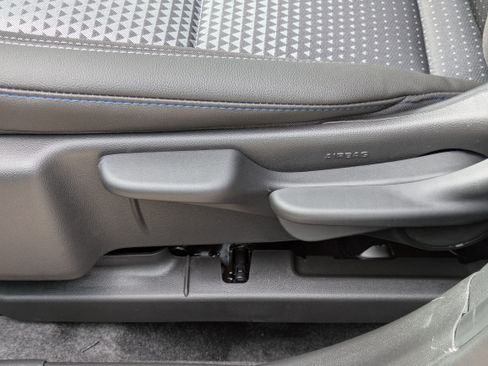 New 2025 Chevrolet Trax LT w/ Driver Confidence Package image 11