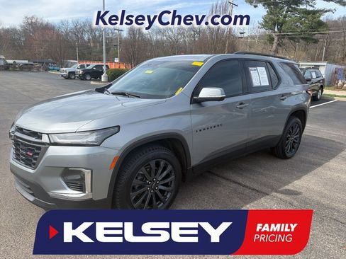 Certified 2023 Chevrolet Traverse RS w/ LPO, Cargo Package image 1