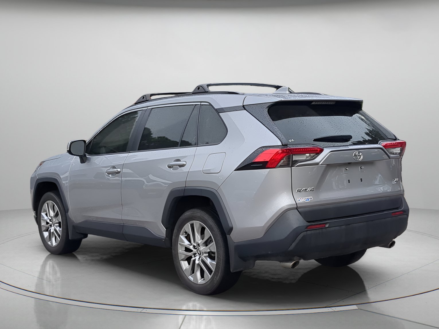 Used 2025 Toyota RAV4 XLE Premium w/ Weather Package FWD image 42