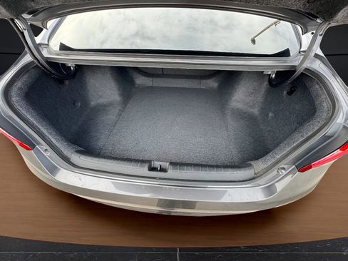 Used 2019 Honda Accord EX-L image 29