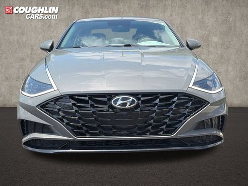 Used 2023 Hyundai Sonata SEL FWD image 2