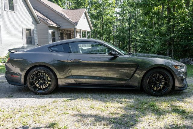 Used 2015 Ford Mustang Shelby GT350 RWD image 9
