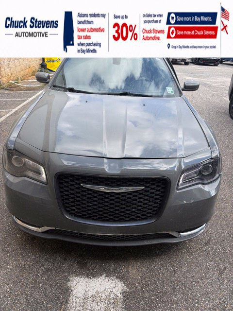 Used 2019 Chrysler 300 S RWD image 5