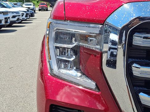 Used 2019 GMC Sierra 1500 SLE w/ SLE Value Package AWD/4WD image 28