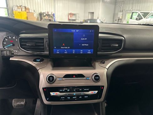 Used 2023 Ford Explorer XLT w/ Equipment Group 202A AWD/4WD image 16