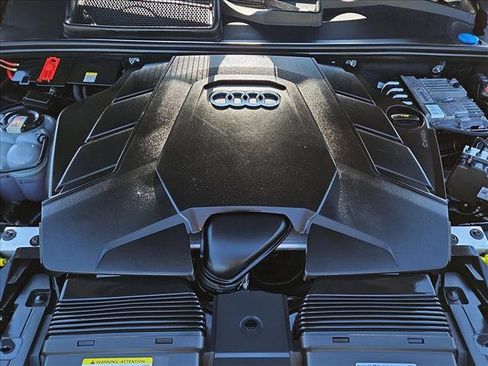 Used 2022 Audi Q7 3.0T Prestige w/ Prestige Package AWD/4WD image 23
