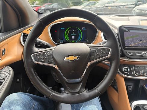 Used 2016 Chevrolet Volt Premier w/ Driver Confidence Package FWD image 19