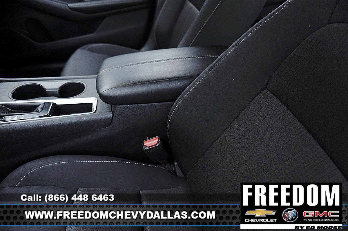 Used 2025 Nissan Altima 2.5 SV FWD image 30