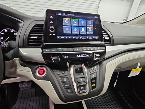 New 2026 Honda Odyssey EX-L image 12