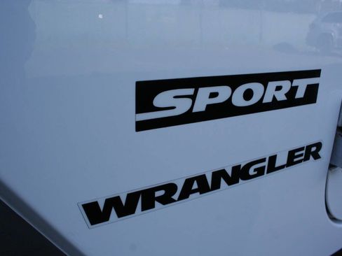 Used 2016 Jeep Wrangler Sport w/ Quick Order Package 24S image 25