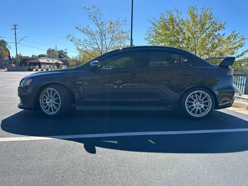 Used 2015 Mitsubishi Lancer Evolution GSR image 8