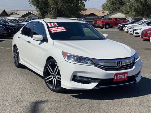 Used 2016 Honda Accord Sport image 1