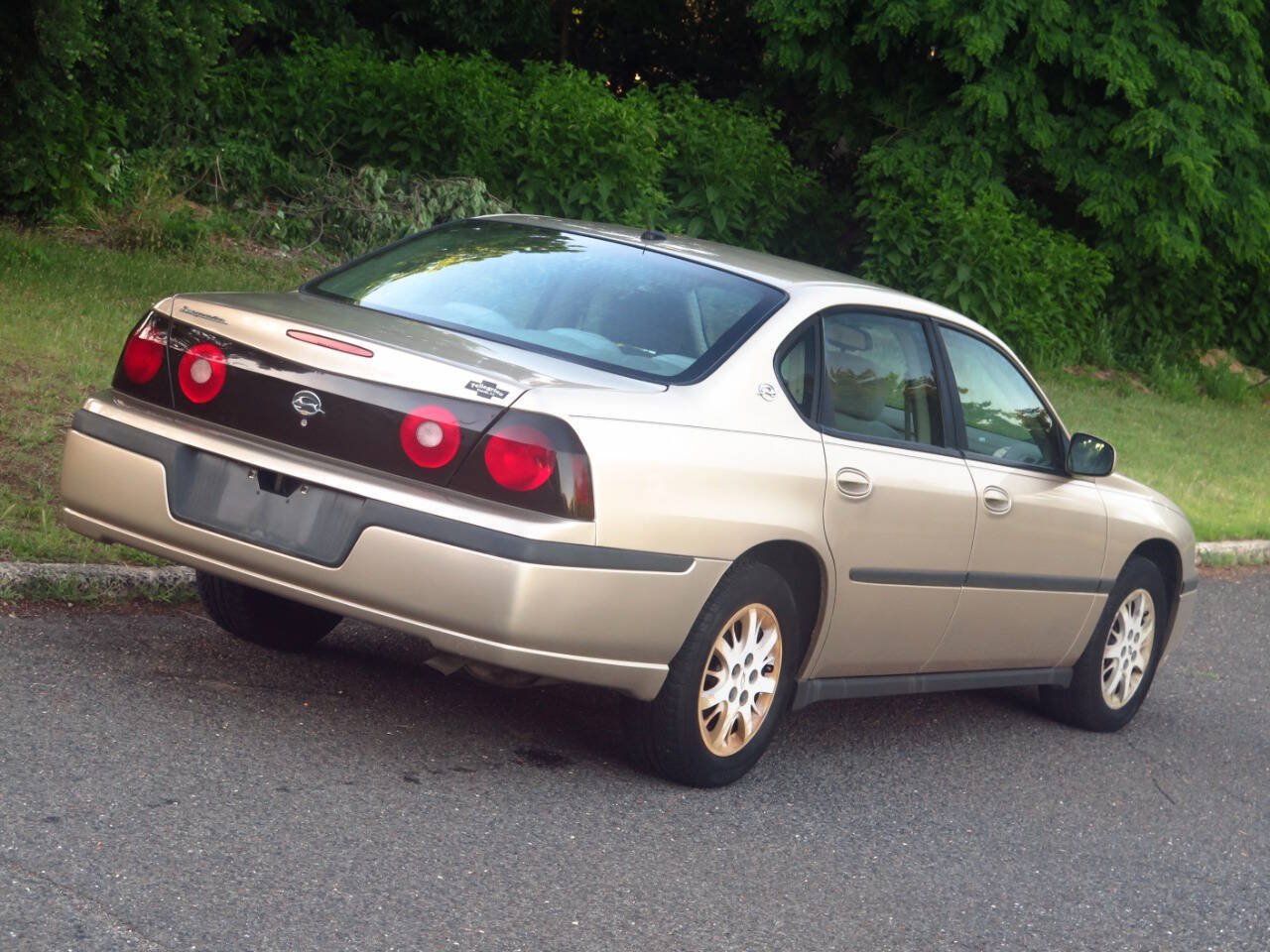 Used 2005 Chevrolet Impala w/ Preferred Equipment Group FWD image 18
