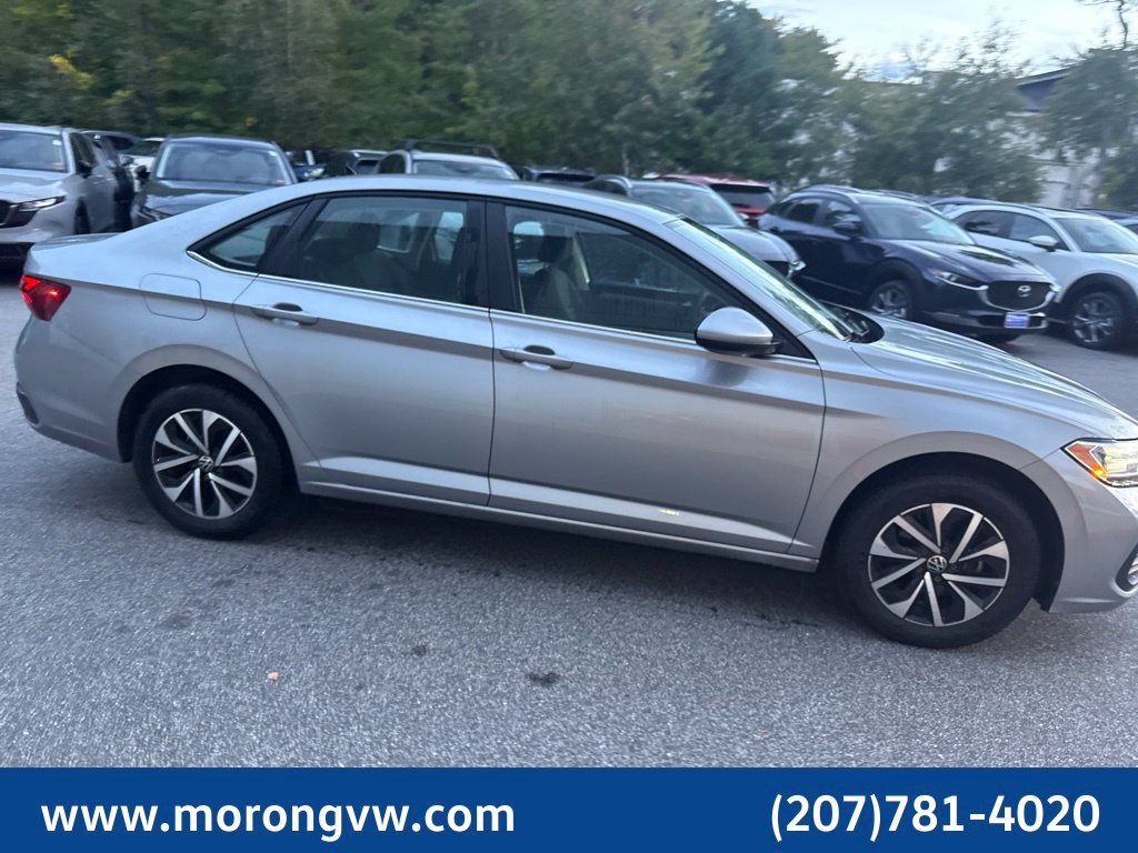 Used 2023 Volkswagen Jetta S FWD image 3