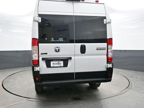 Used 2023 RAM ProMaster 2500 image 5