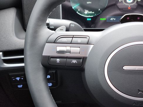 New 2026 Hyundai Tucson Limited image 30