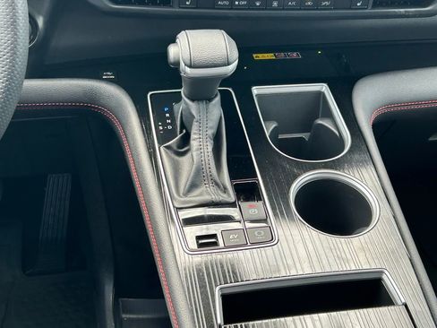 Used 2025 Toyota Sienna XSE image 23