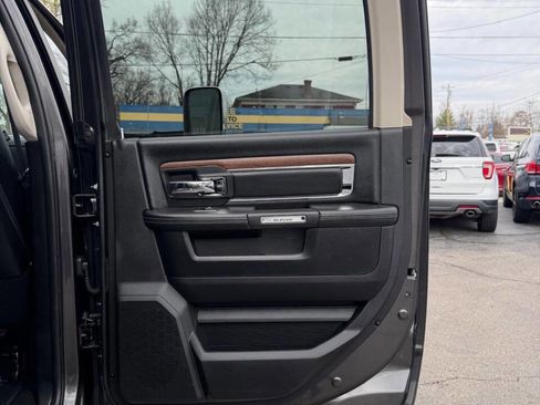 Used 2016 RAM 2500 Laramie image 17