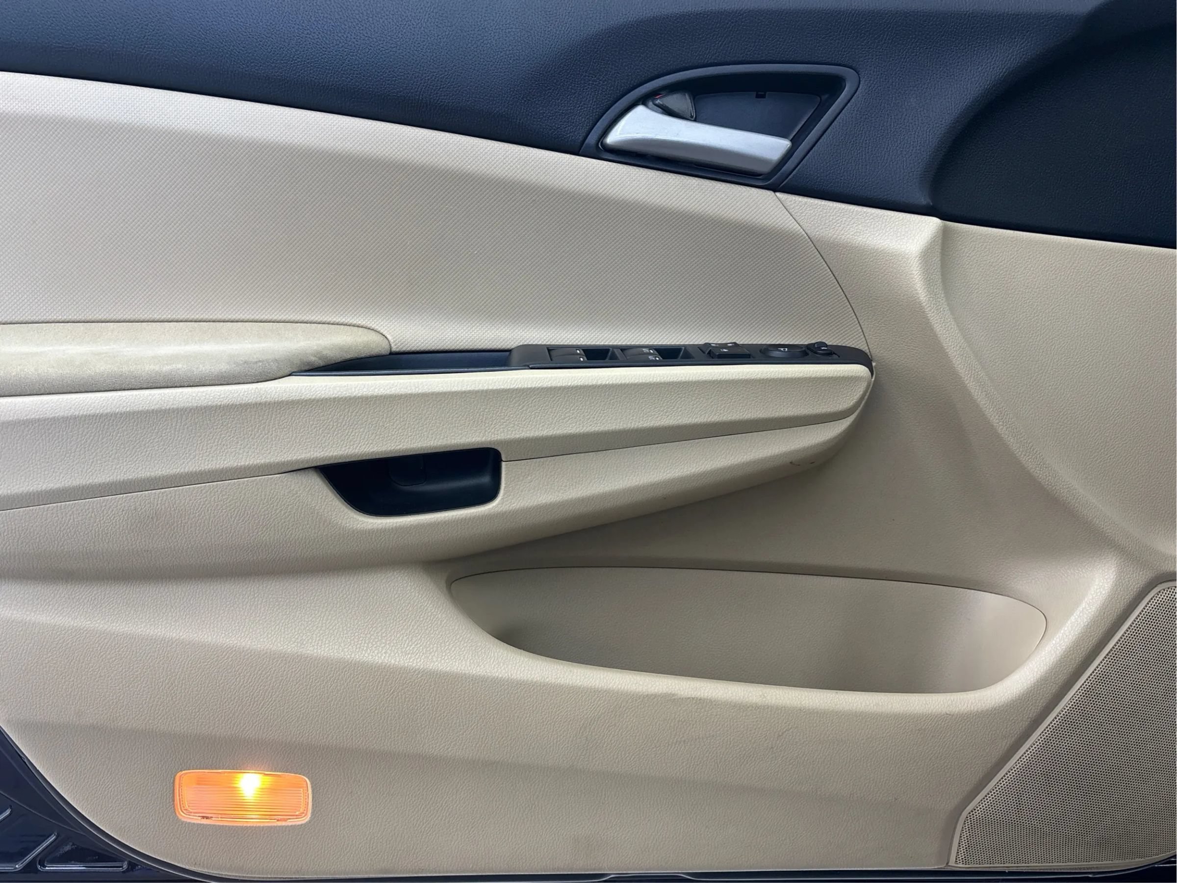 Used 2011 Honda Accord SE image 25
