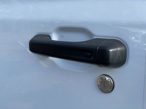 Certified 2022 Jeep Gladiator Rubicon w/ Cold Weather Group image 33