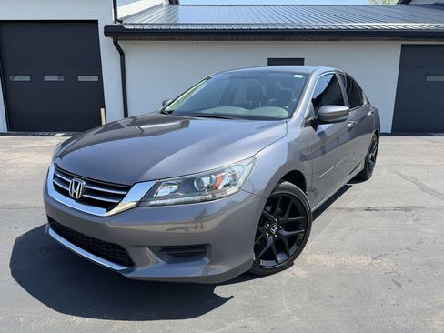 Used 2015 Honda Accord LX image 2
