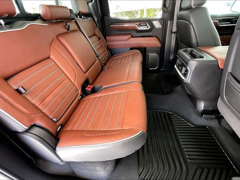 Used 2025 GMC Sierra 1500 Denali Ultimate AWD/4WD image 21