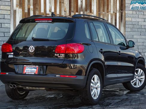 Used 2017 Volkswagen Tiguan S image 7